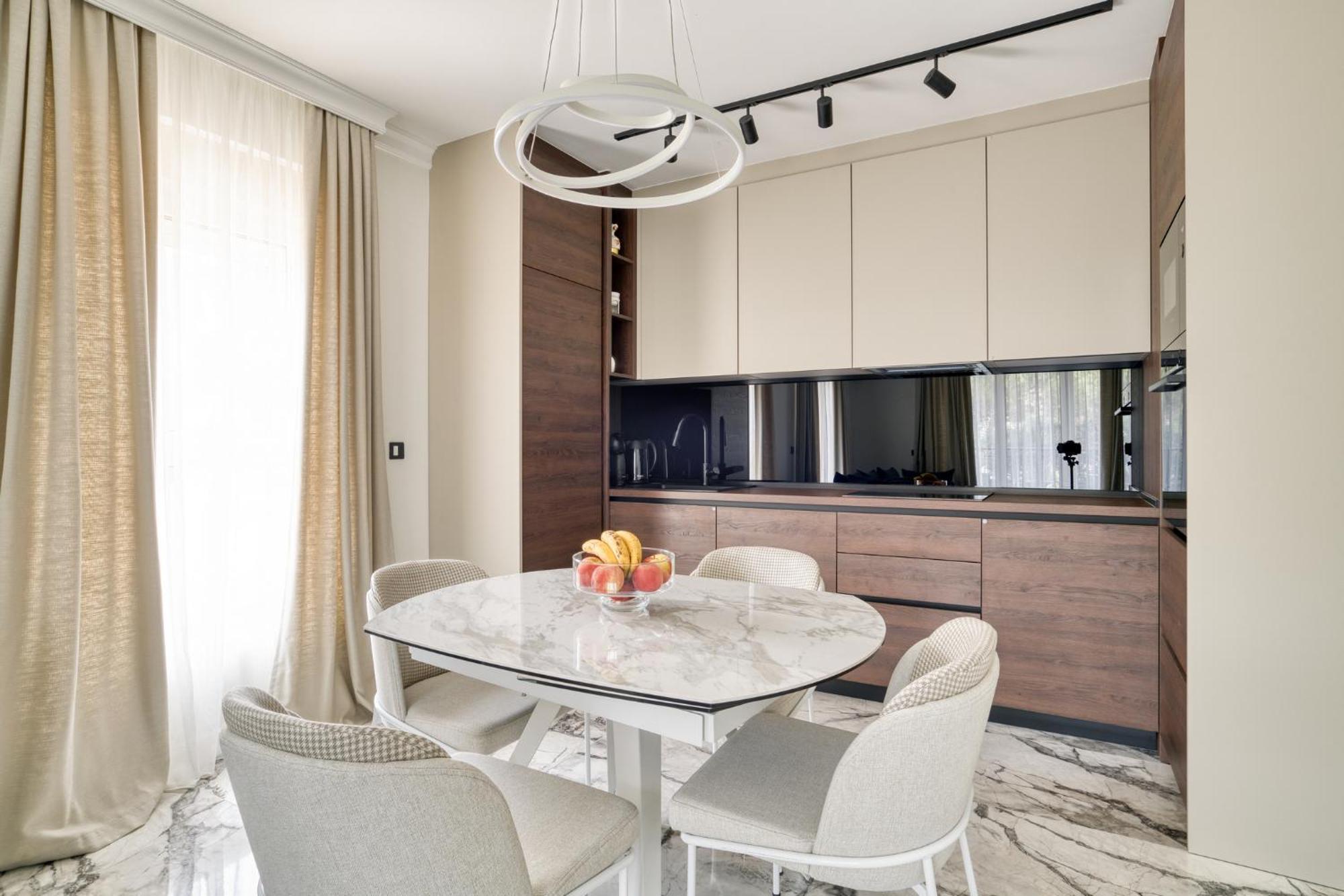 Ap Royal Oak - 2 Bedroom In *